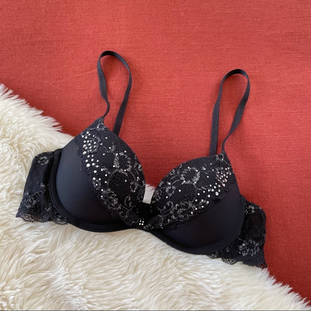 Victoria’s Secret embellished padded Demi bra 32A
